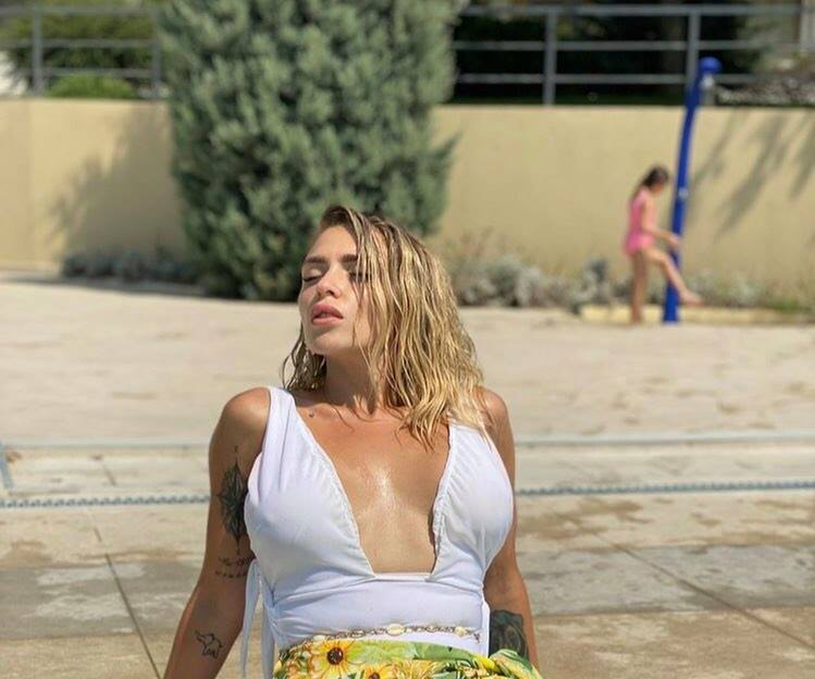 Prima apariție a Oanei Radu în costum de baie, după ce a slăbit! Cum arată vedeta la 57 de kilograme