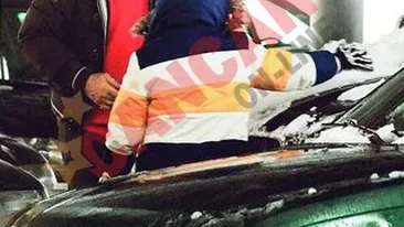 Ilie Nastase si Brigitte Sfat fac cumparaturi la hipermarket