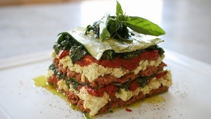 Stilul de viata vegan si raw vegan sunt foarte nesanatoase! "Circula niste porcarii de ti se increteste carnea pe tine"