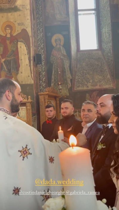 Karmen și Bogdan Căplescu, în rolul de nași pentru doi apropiați! Artista și fiica ei, Sofia, s-au asortat și au făcut senzație la petrecerea de lux | FOTO