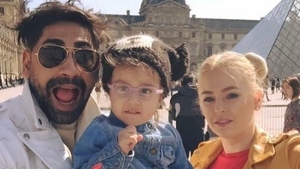 Misha, însărcinată din nou? Poza din vacanţă i-a dat de gol, iar prietenii au reacţionat instant