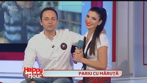 Andreea Tonciu a pierdut pariul cu Măruţă. A gafat-o la penultima întrebare a testului de română: "Mioriţa e scrisă de Caragiale"