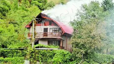 De la un cos de fum neizolat. Vila fostului sef al Politiei Herculane, in flacari