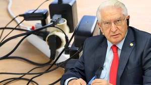 Aparatul electrocasnic care ne distruge creierul, potrivit medicului neurochirurg Vlad Ciurea