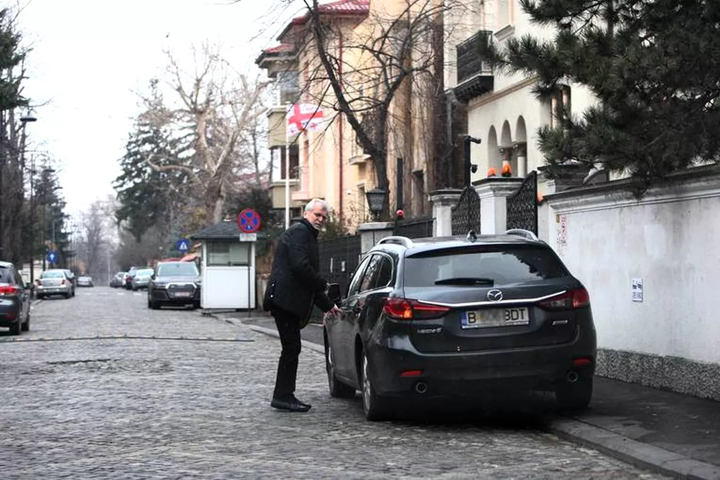 Cum arată vila pe care Dinu Vamă a vândut-o. A cerut 5.000.000 de euro pe ea, dar a primit…