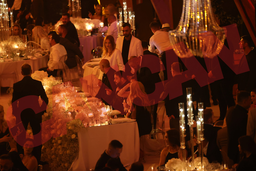 Fericire la masa lui Florin Salam și a Roxanei (Foto: CANCAN.RO)