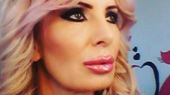 Daniela Gyorfi a renunţat la mască! Cum arată nemachiată după operaţiile estetice