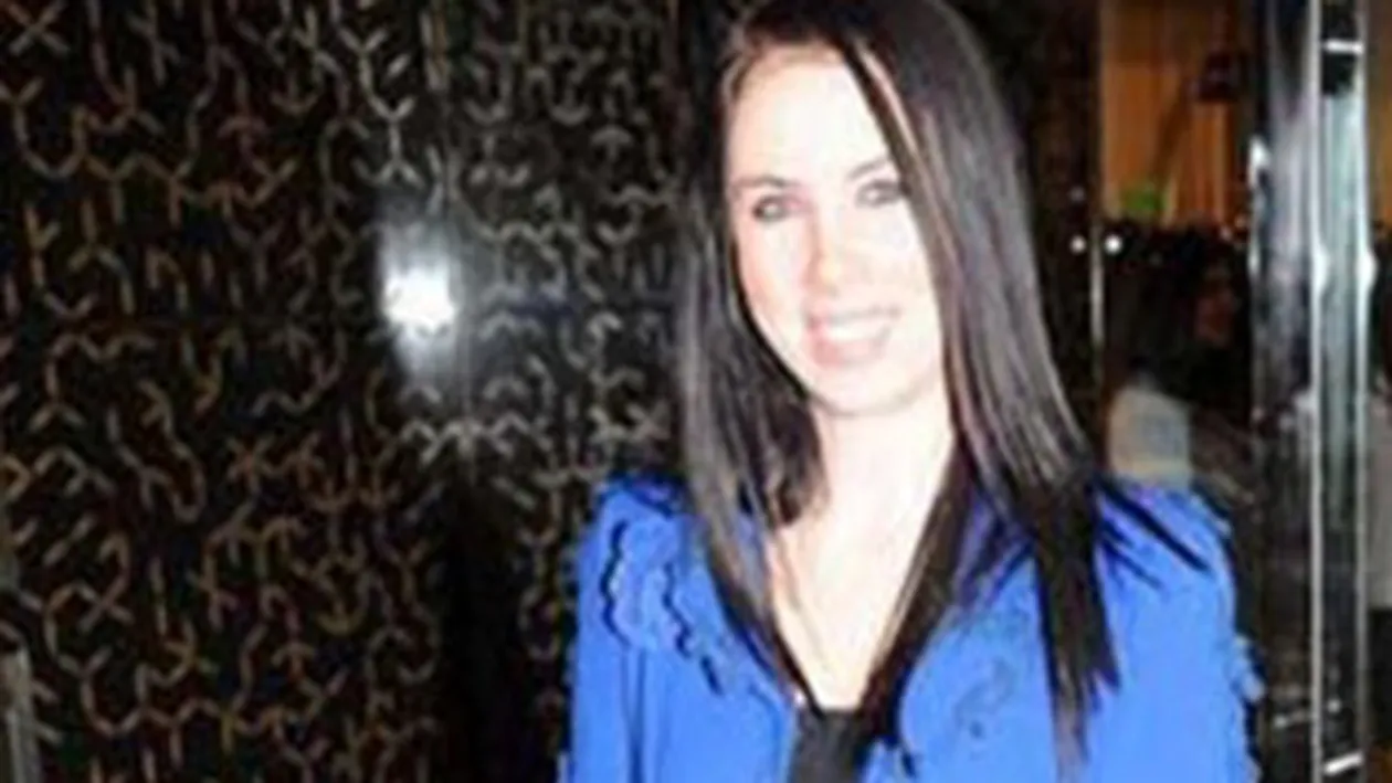 Lara Saban traia pe picior mare! Avea un avion privat care o ducea cu fetita si bona de la Constanta la Istanbul si un Porsche de 350.000 de euro!