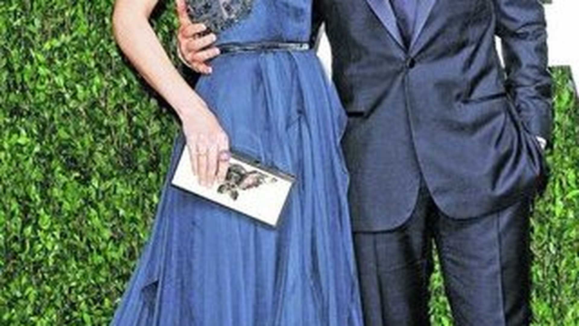 Katie Holmes l-a parasit pe Tom Cruise. Despartiti de scientologie