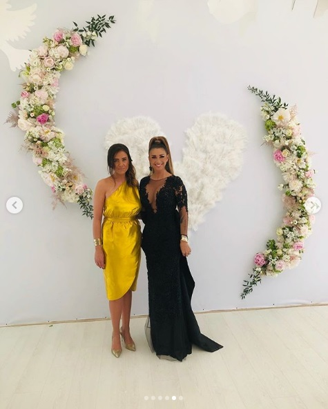 Ce surpriză! Ce rochie sexy a ales Anamaria Prodan azi, la o nuntă, după ce a apărut aproape goală la petrecerea VIVA