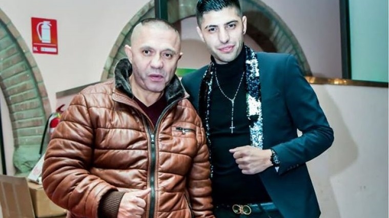 Fiul lui Nicolae Guță s-a lăudat cu mașina făcută cadou soției, dar un prieten i-a dat rușine imediat: ”La valoarea ta costă cam puțin” Ce i-a răspuns Nicu Guță