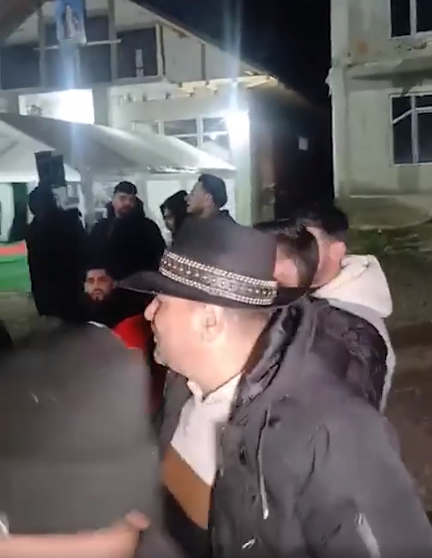 Imaginile durerii de la priveghiul Sidoniei, femeia ucisă de propriul fiu. Ce se întâmplă acum cu Robert Tănase, criminalul