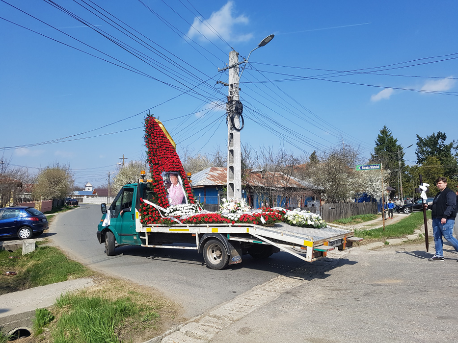 Nicu Maharu a fost condus sâmbătă pe ultimul drum! A fost înmormântat la Ghimbați, județul Giurgiu
