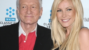 Hugh Hefner nu semneaza contract prenuptial