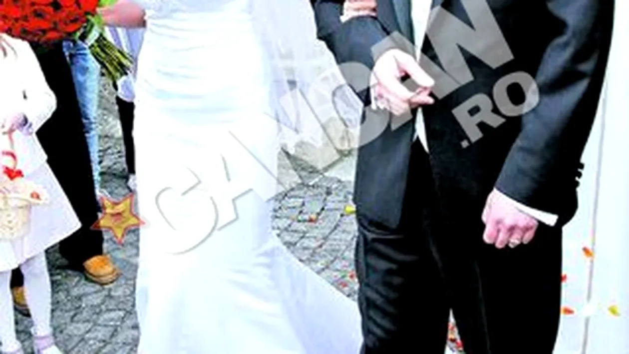 La doua zile dupa nunta, sotul Nicoletei Luciu a plecat in Croatia pentru a stabili detaliile concediului! Luna de miere cu patru copii si trei bone