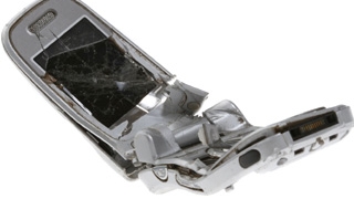 S-a impuscat din greseala, dar a fost salvat de telefonul mobil