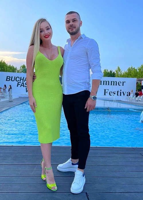 Maria Constantin, totul despre relația cu viitorii socri. „Mă bucur că fac parte din familia lor, mai ales că eu nu o mai am decât pe mama!”