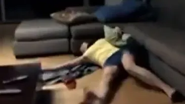 VIDEO DE INFARCT Asiatica asta i-a făcut iubitului farsa vieţii lui! A crezut că a murit, dar ce a urmat le intrece pe toate!