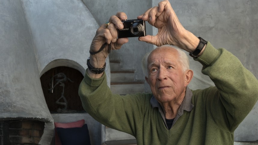 Dramă în lumea presei! Celebrul gazetar David Douglas Duncan a murit