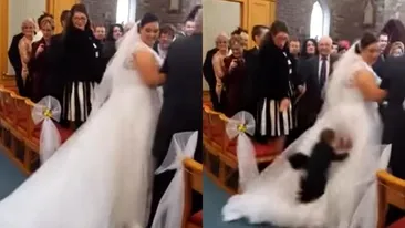 VIDEO » Acesta este cel mai tare moment de la o nuntă! Vei râde cu lacrimi
