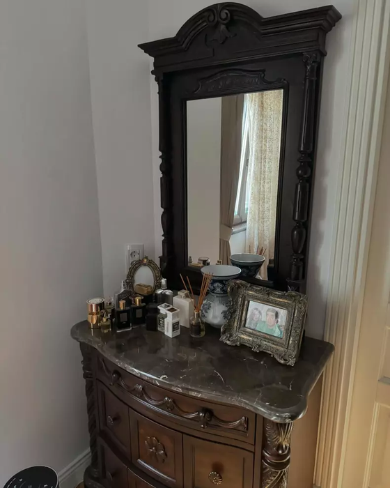 Cum arată casa ca un muzeu a Marei Bănică de la Asia Express? Obiectul de o valoare inestimabilă, aflat în locuința din centrul Bucureștiului