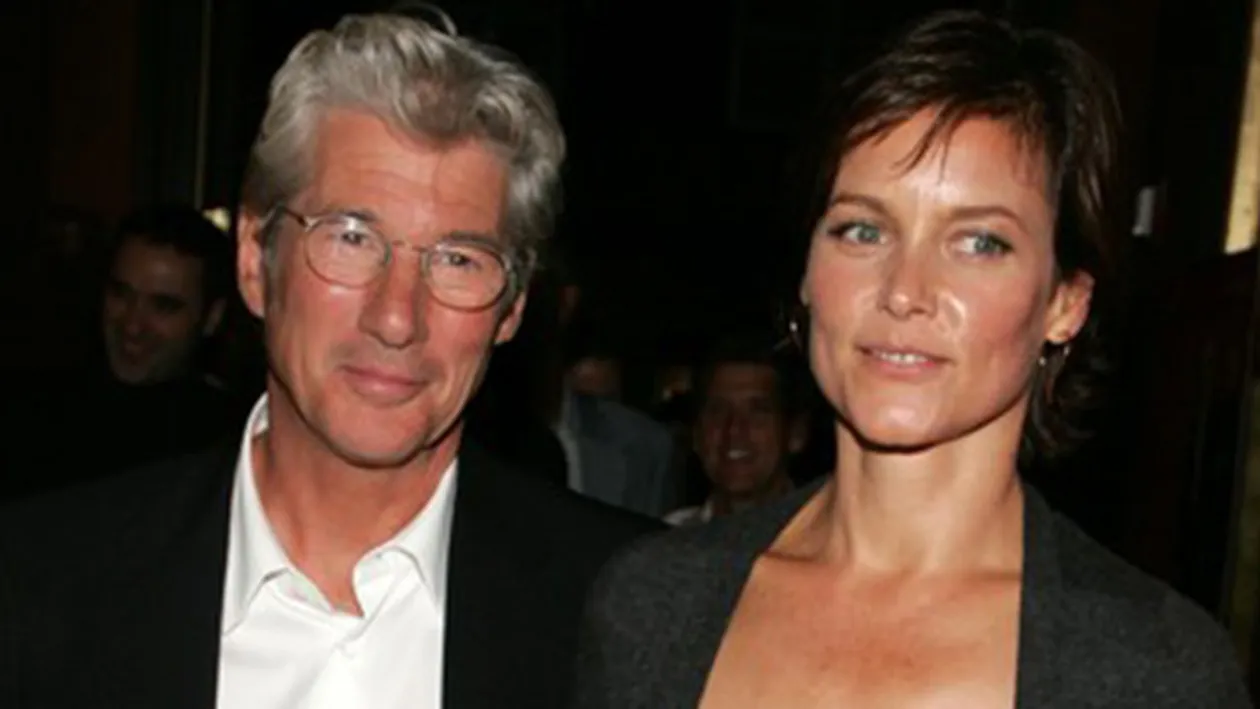 Anul despărţirilor! Actorul american Richard Gere a divorţat de soţia sa, Carey Lowell: Vor încerca să rămână prieteni