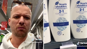 Turist italian, înmărmurit de prețurile dintr-un supermarket din România: "Uitați cât costă acest șampon. E absurd!"