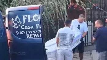 Vlad și Ionuț au fost aduși acasă în sicrie albe. Sora lor urma să se căsătorească luna viitoare