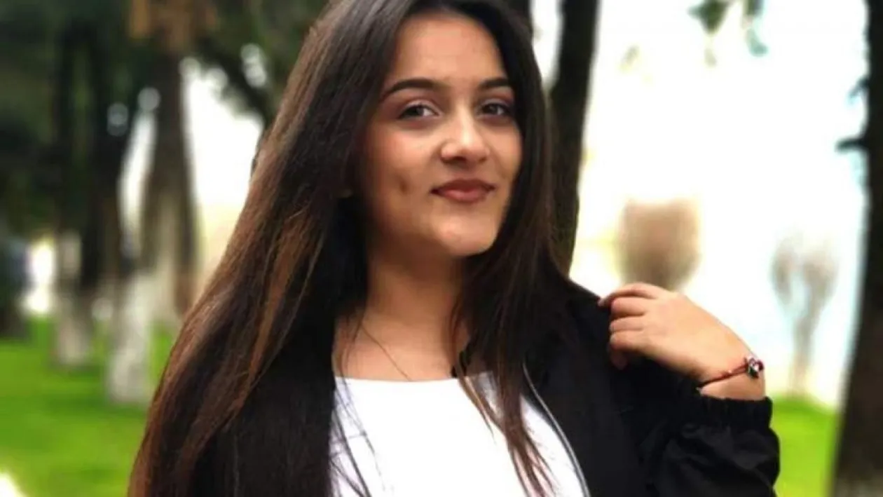 Luiza a fost văzută în Italia! Avea ochii roșii și era drogată