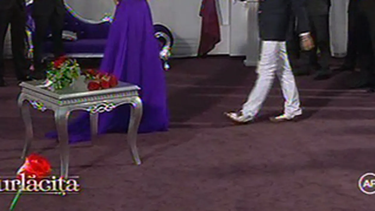 VIDEO Decizia Biancai! Vezi aici care sunt cei 12 concurenti ce au primit trandafirul rosu de la Burlacita!