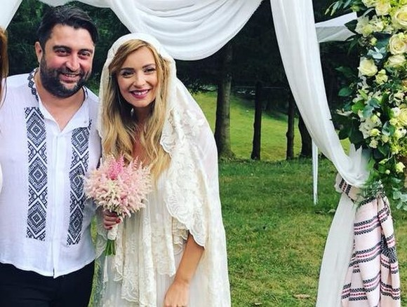 Diana Dumitrescu, o graviduță sexy în costum de baie: ”Cea mai frumoasă mămică”