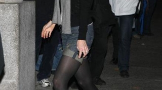 Katie Holmes, dezastru ambulant! Top 10 cele mai mari gafe vestimentare ale nevestei lui Tom Cruise!