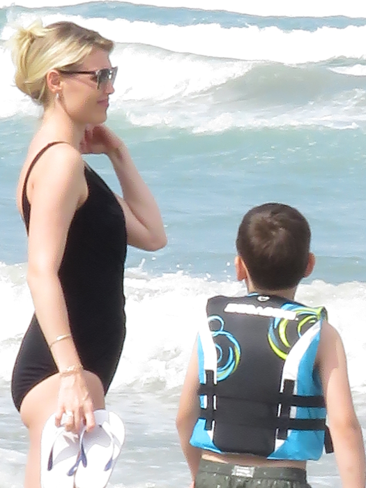 Cristina Rus şi-a supravegheat băieţelul când acesta a intrat în mare