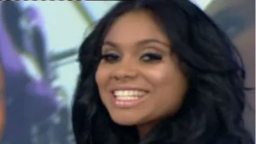 Laurette debuteaza ca MC in Princess Club. La prima aparitie mondena ca mamica, ea va alege cel mai sexy fund din showbiz!