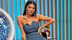 Apariție neașteptată la volan! Unde s-a dus Ramona Olaru îmbrăcată în costum de baie