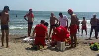 O fetiță de 12 ani s-a înecat în mare, pe o plajă din Mangalia