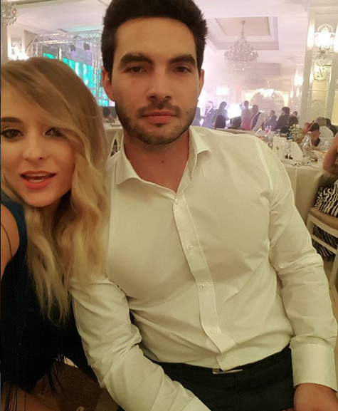 Oana, sora Deliei, a dezvăluit sexul bebeluşului pe care-l poartă în pântece