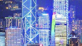 Hong Kong, la extreme! 200 de dolari ca sa stea cu chirie in custi