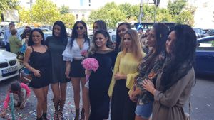 Nuntă mare în showbiz! Vedeta a spus azi "DA"! Primele imagini de la Starea Civilă!