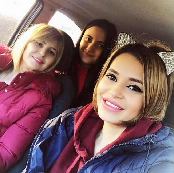 Scandal în familia de la „Insula Iubirii”! Replici acide, după ce „şi-a tunat” faţa: „Nu comenta, fă!”
