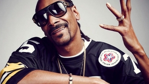 N-a glumit! Snoop Dogg chiar vine în România, în luna august