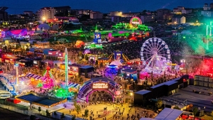 BEACH, PLEASE! INTRĂ ÎN ISTORIE: peste 600.000 de participanți, cea mai mare ediție de până acum și începutul unei noi ere la NIBIRU
