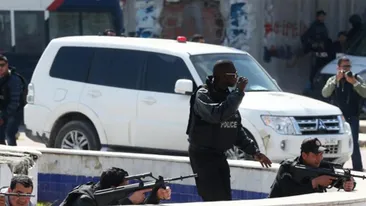 ULTIMA ORA! Atac armat la doua HOTELURI din Tunisia. 19 persoane, ucise!