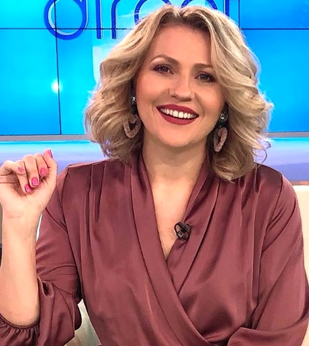 Ce face Mirela Vaida în izolare, după ce Antena 1 a întrerupt filmările pentru Acces Direct