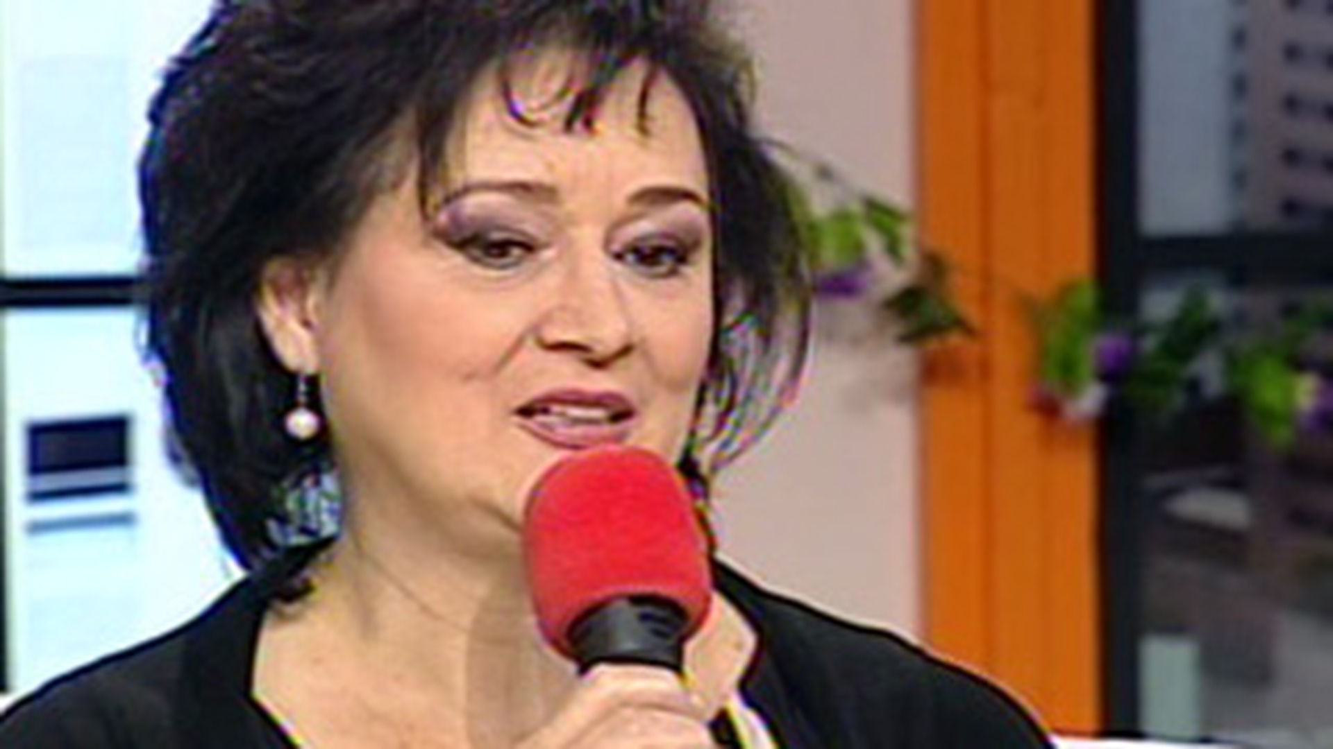 VIDEO Mama Laurei Cosoi: "Nu ma gandesc la Smiley ca la un ginere"