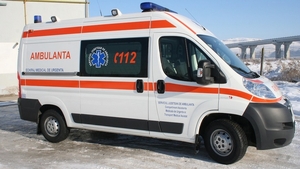 Un bărbat din Iași a încercat să se sinucidă. E cutremurător ce i-a cerut soției înainte să fie găsit într-o baltă de sânge