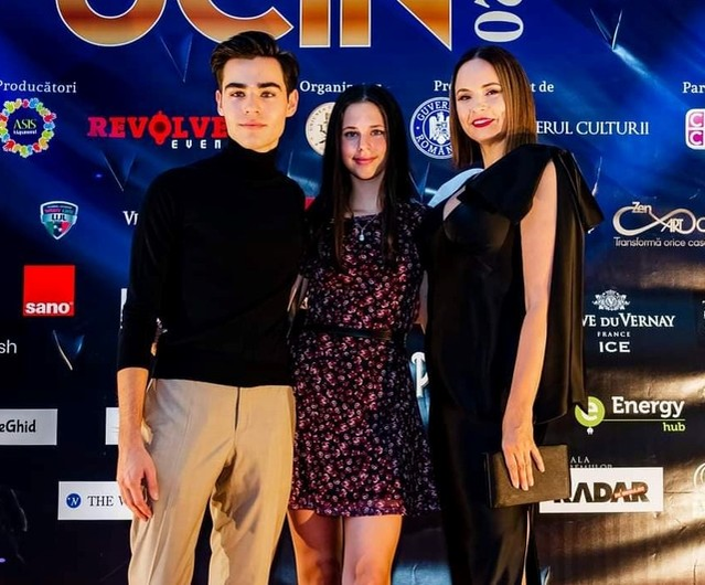 Radu Ștefan Bănică, alături de Violeta și Andreea Marin / Sursă foto: Facebook