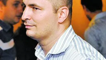 Si-a cerut iertare inainte sa sara de la etaj