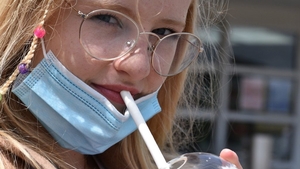 131 de elevi, puși în pericol la Iași de un profesor bolnav de coronavirus. S-a prezentat la ore deși era suspect