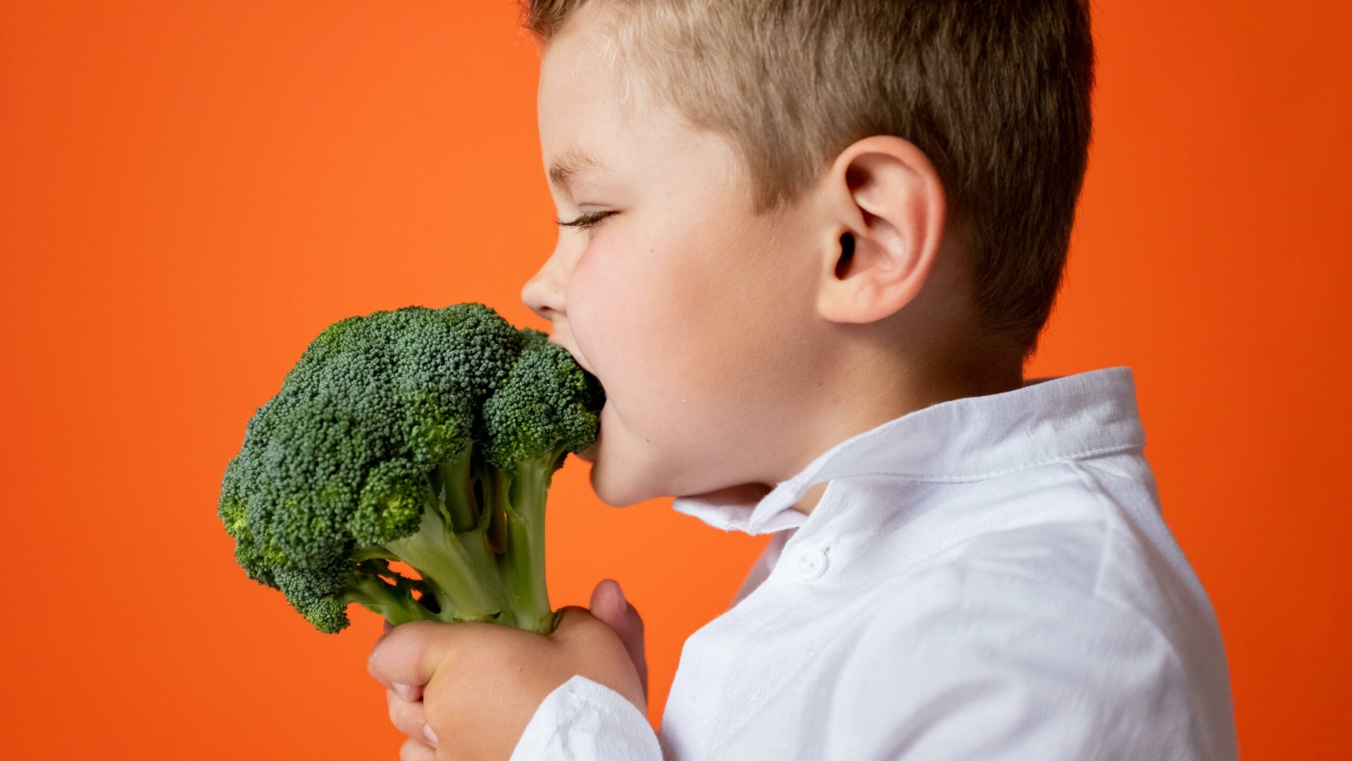Știai că a existat gumă de mestecat cu gust de broccoli? Află cine a creat-o și ce succes a avut